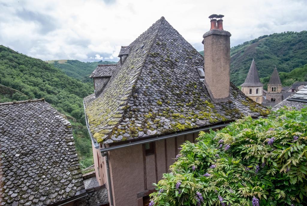 Le Compostelle De Conques Apartment Exterior foto